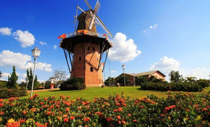 Campos do Jordão e Expoflora em Holambra