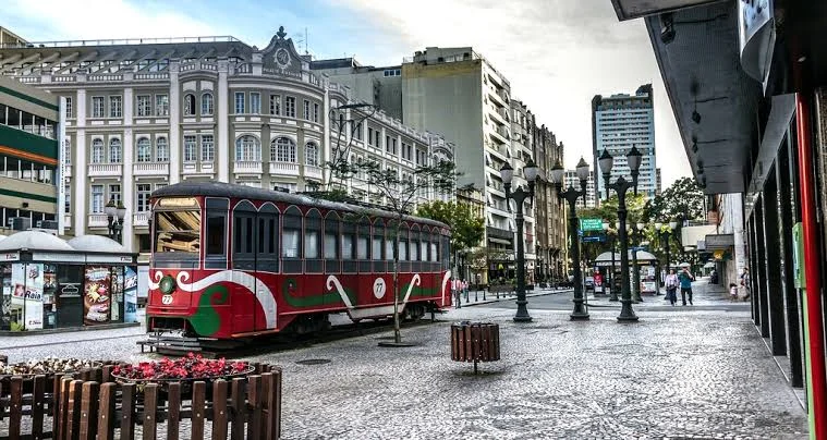 Expedição Paraná: Ecoturismo, Praias e Curitiba