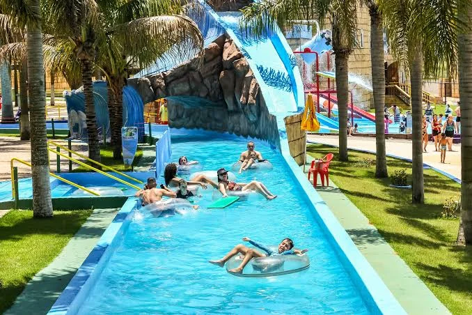 Família: Castelo Park Aquático