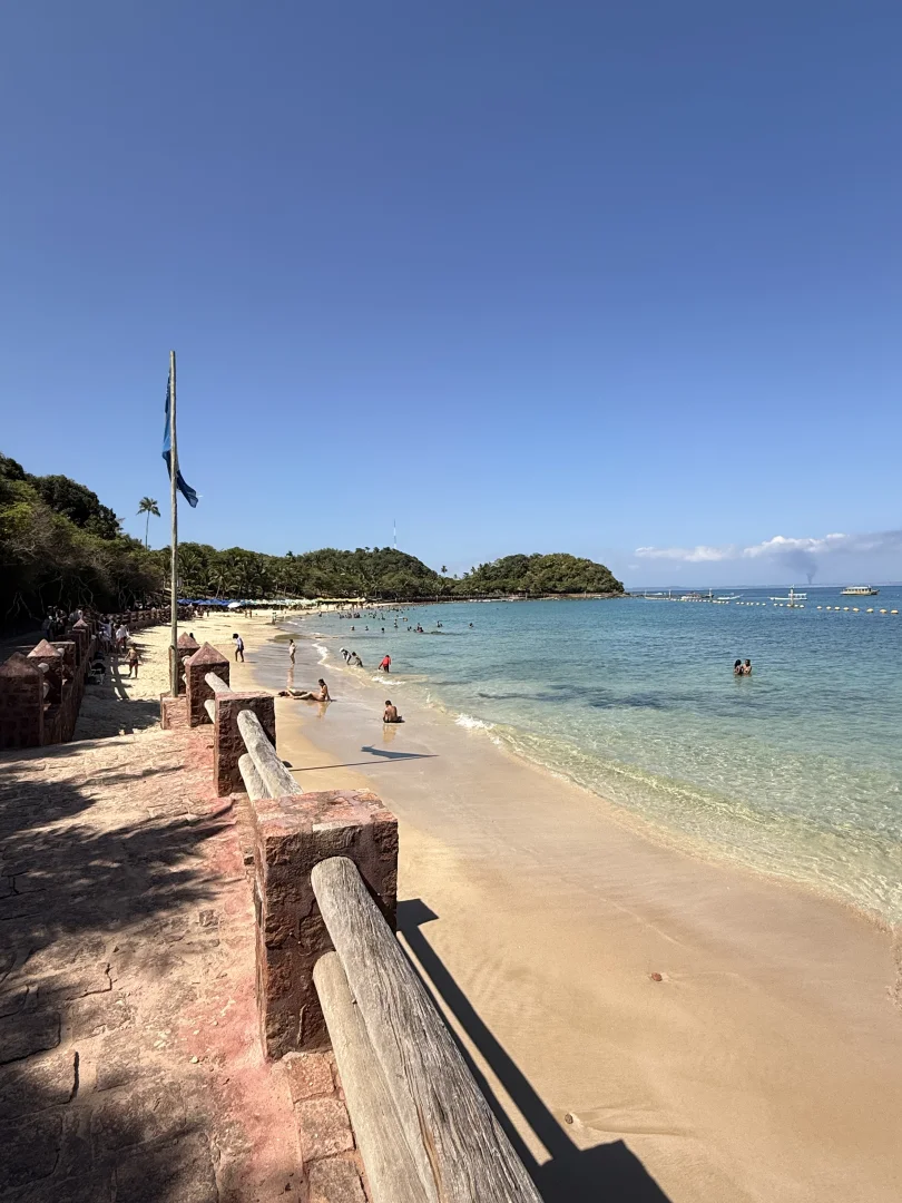 ILHA DOS FRADES