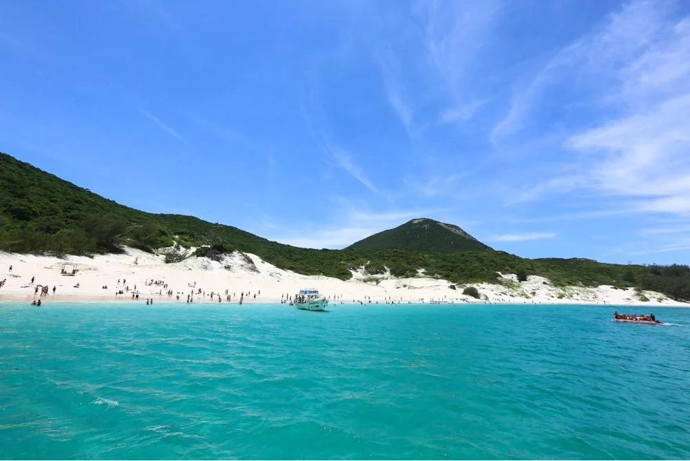 🌊 Arraial do Cabo em 1 Dia: O Caribe Brasileiro Que Cabe no Seu Bate e Volta