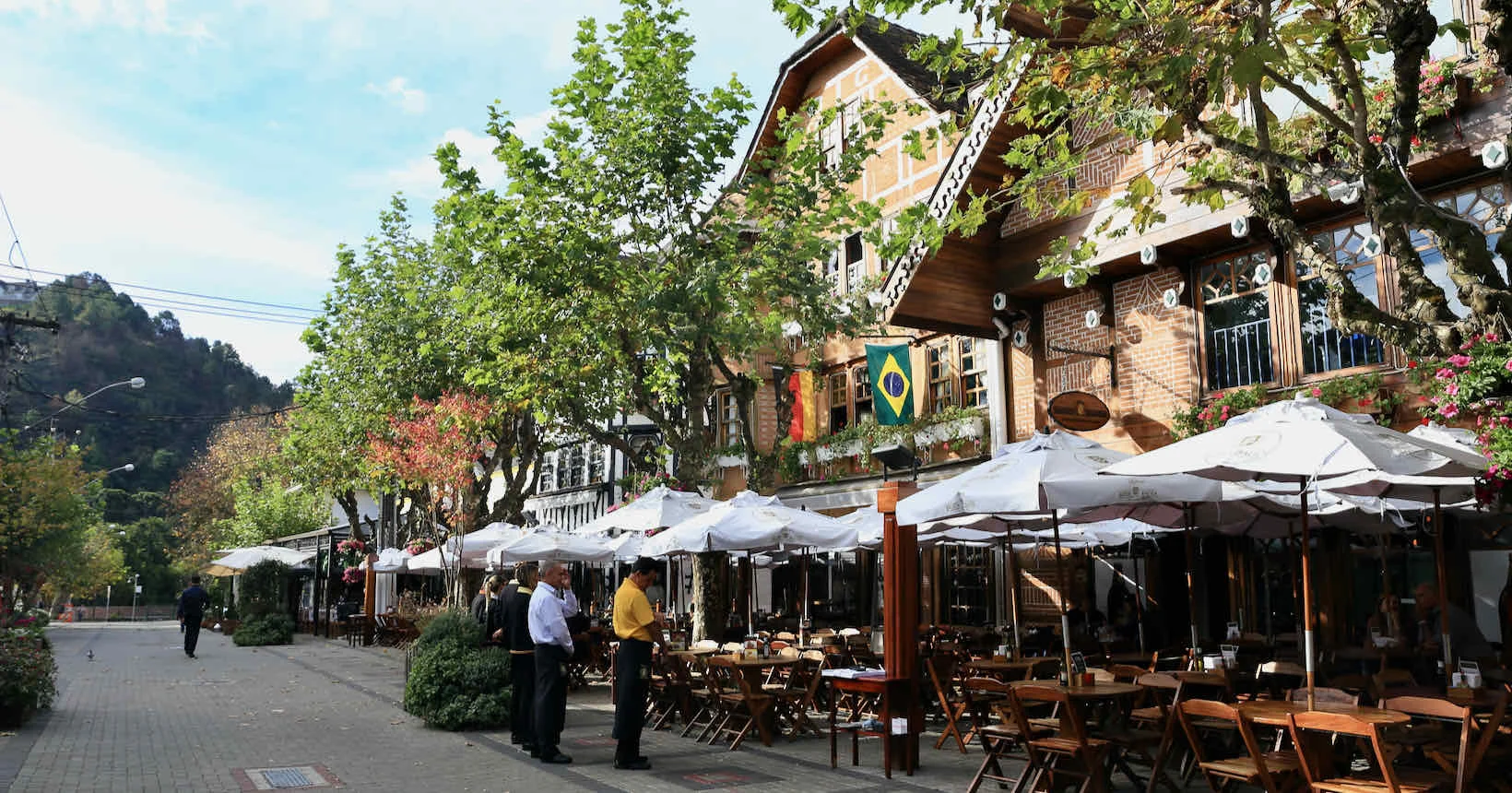 EM BREVE - ✨ Férias de Janeiro: Hopi Hari + Campos do Jordão com a HViagens
