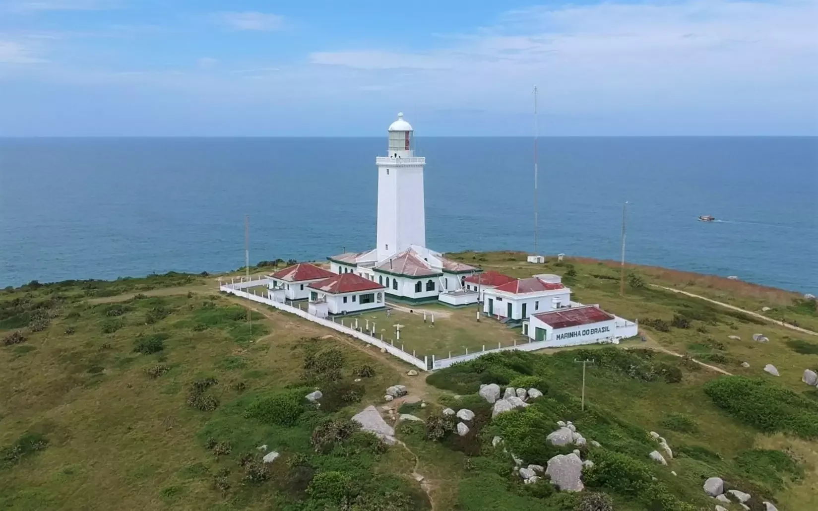 LAGUNA Exclusive - HISTÓRIA, CULTURA, PRAIAS, E ENCONTRO COM OS BOTOS