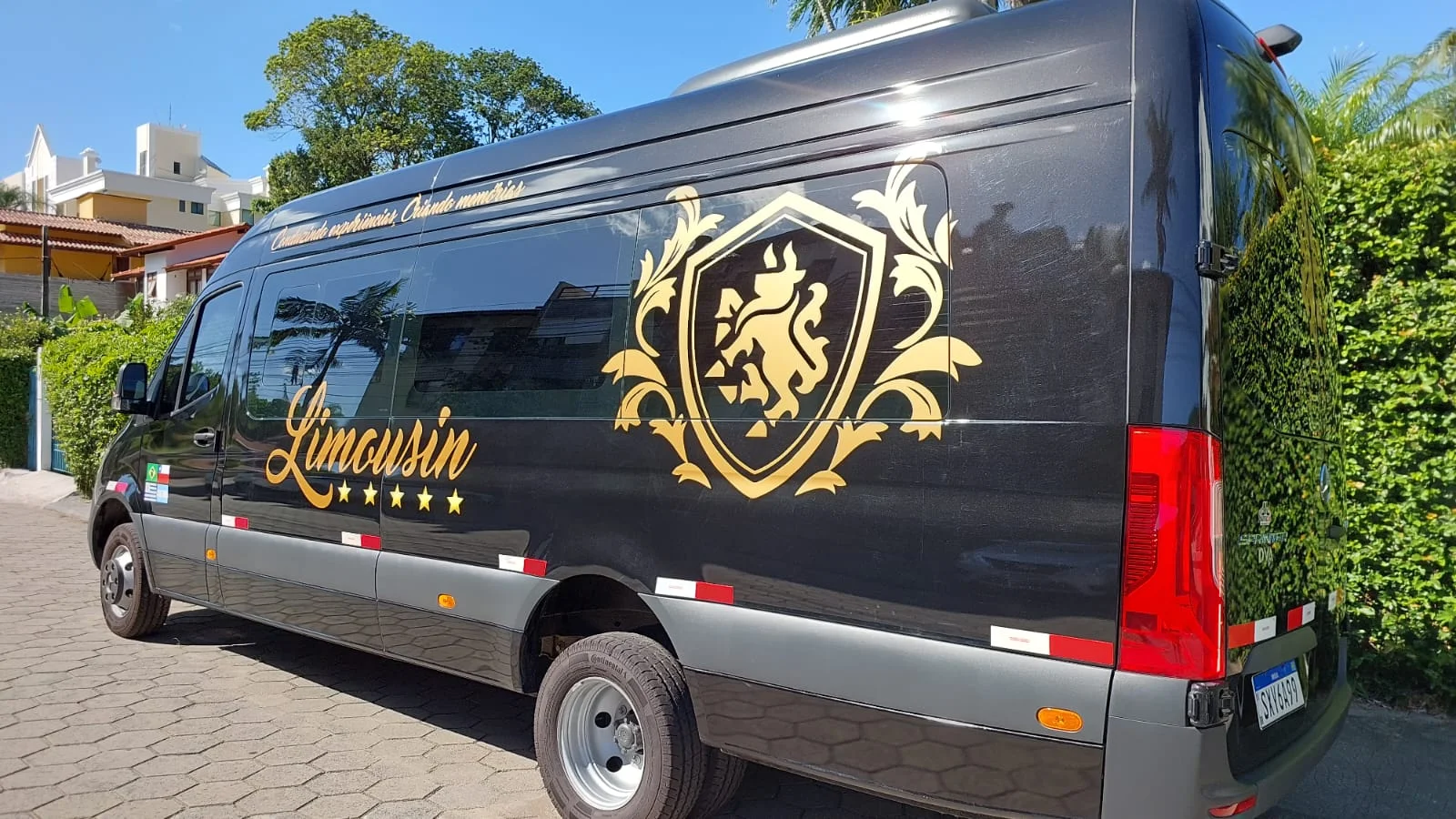 LIMOUSIN TRANSFER - EXECUTIVO DO AEROPORTO AO SEU DESTINO