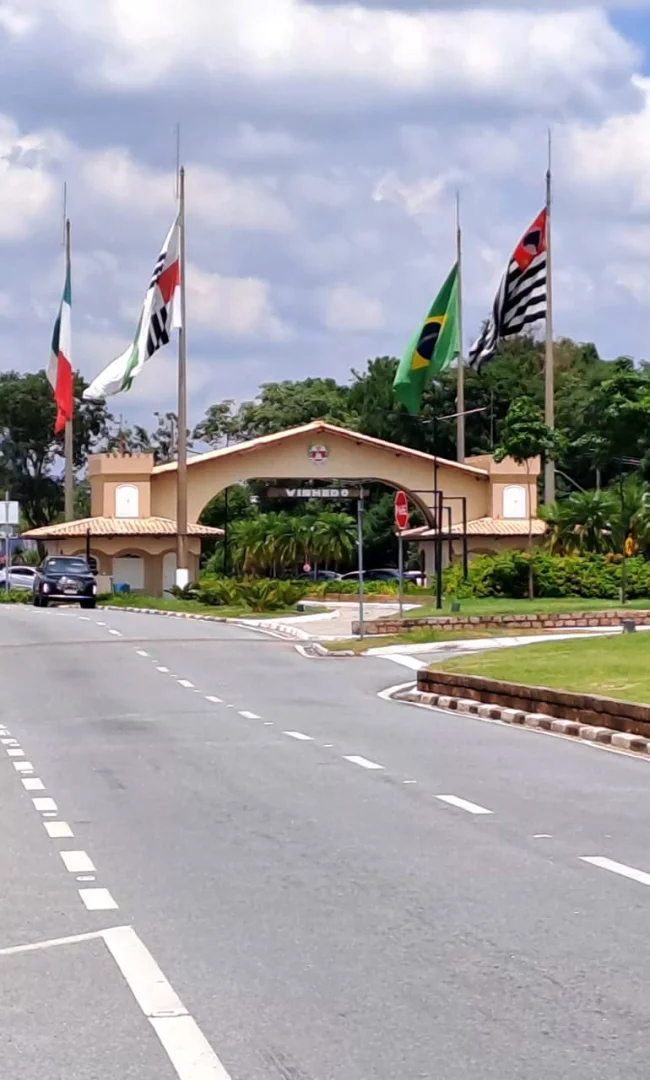 CAFÉ COLONIAL NO CASTELO DOS VINHAIS & CITY TOUR EM VINHEDO-SP - Julho 2026