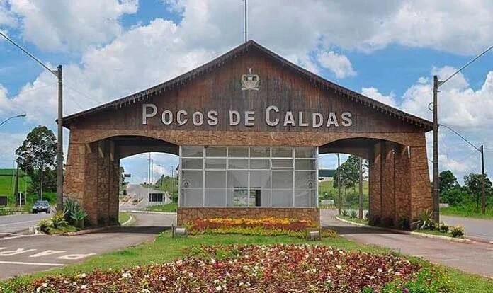 Reveillon Poços de Caldas - 30/12 a 02/01